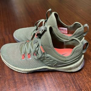 Nike metcon free 8.5